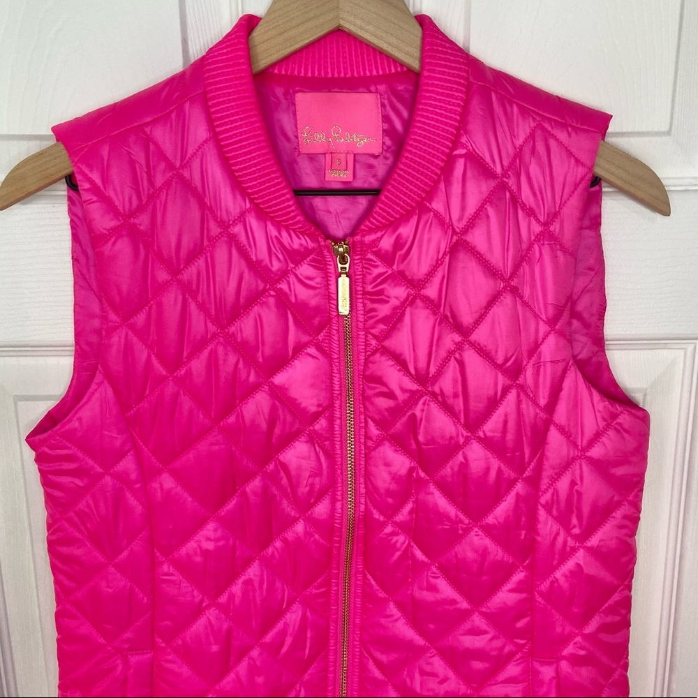 Lilly Pulitzer Payson Vest Raz Berry Small - Picture 4 of 14